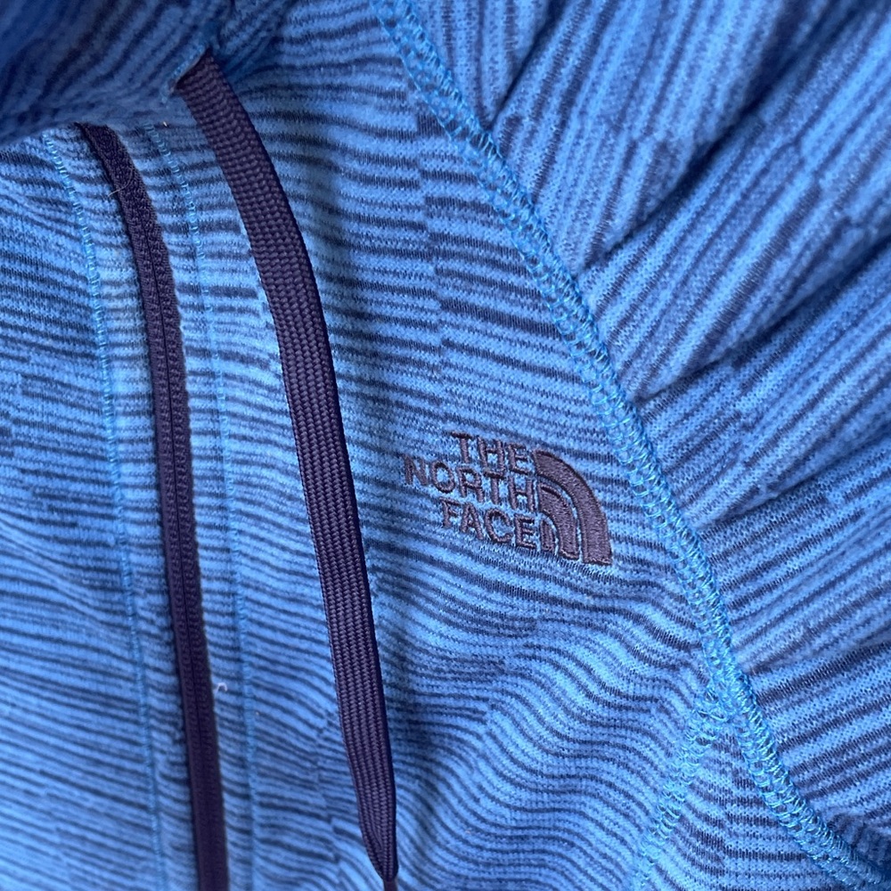The North Face Women's Blue Hoodie Zip Fleece Jacket XS BNWT - Picture 6 of 7